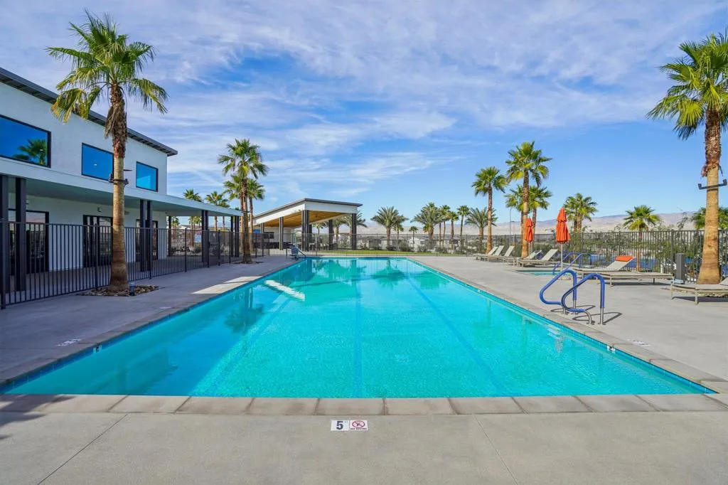 74404 Nichols Drive, Palm Desert, California 92211 home-pic-73